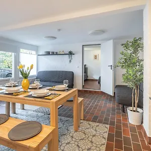 Freshly Renovated Hamburg