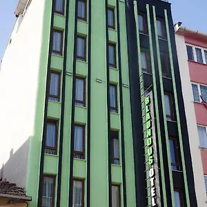 Otel Blaundus 